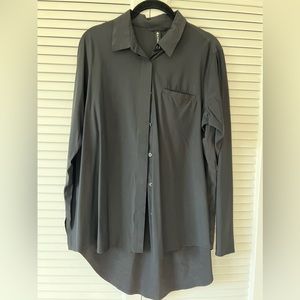 Athleta Urbanite Athleisure Long Sleeve Button Down Black